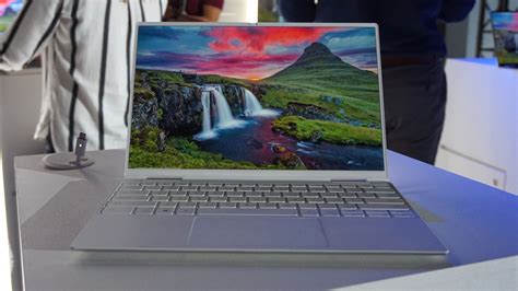 The dell xps 13 7390 that i bought has a fan so loud you can hear it across the room. Dell XPS 13 2-in-1 (7390) Review: Hands-On at Computex ...