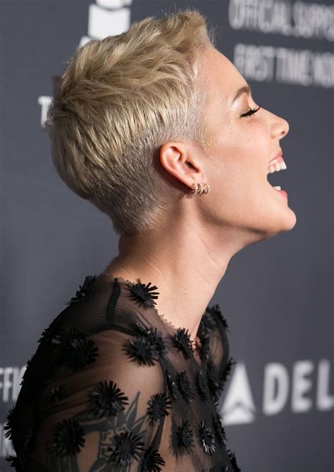 Image Result For Halsey 2017 Girls Short Haircuts