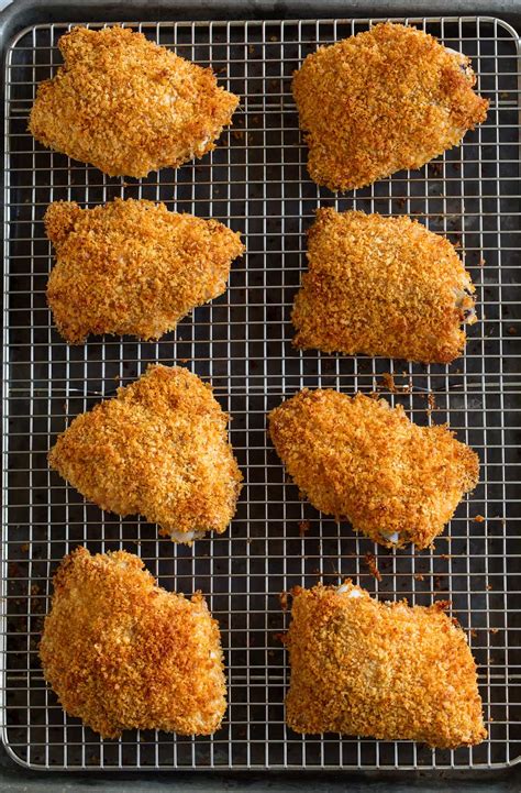 No need to grease the dish, just lay the chicken inside. Oven Fried Chicken Recipe (Super Crispy & So Easy ...