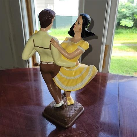 Square Dancing Figurine Hicks Auction Co