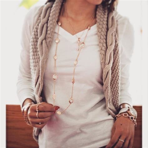 Download these rose gold swatch background or photos and you can use them for many purposes, such as banner, wallpaper, poster background as well as powerpoint background and website background. Weekly Style Crush: Why You Should Wear Rose Gold Jewelry ...