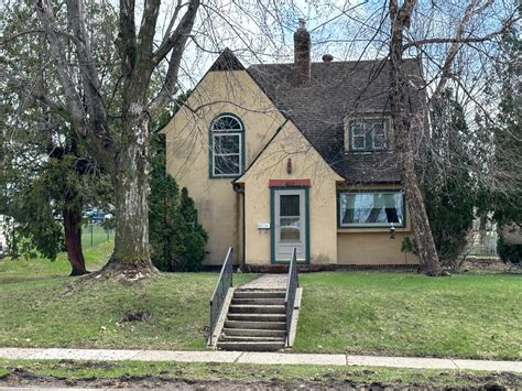 603 Shumway Ave, Faribault, MN 55021 - MLS 6356441 - Coldwell Banker