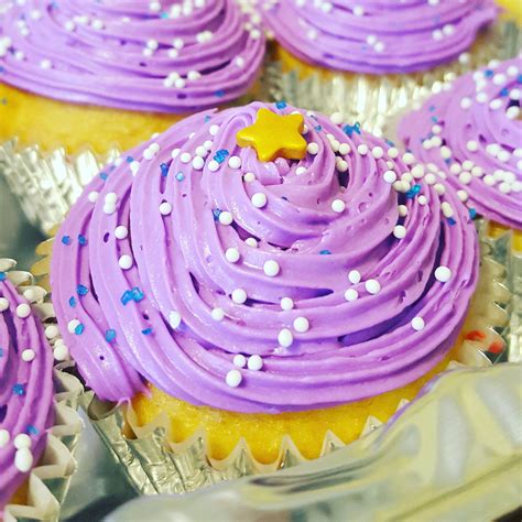 Purple Cupcakes Purple Cupcakes Yum Desserts Food Tailgate Desserts