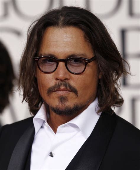 Johnny Depp to appear on Ricky Gervais sitcom; Hall & Oates get TV Land honor; and more 