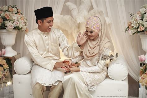 Aku ke sana dengan menaiki sebuah bas, kemudian dipertengahan ini penting lafaz nikah: Nick Photoshoot Photographer: MAJLIS AKAD NIKAH + OUTDOOR ...