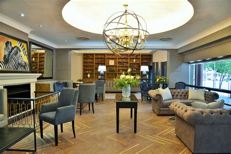 Conveniently located in the heart of jb town. View the gallery of the Capetonian Hotel in Cape Town