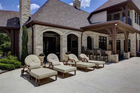 A French Chateaux Style Dream Home In Southlake Texas French Chateau