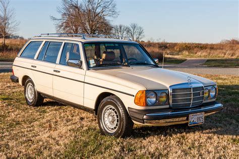 1984 Mercedes Benz 300td Turbo For Sale On Bat Auctions Sold For