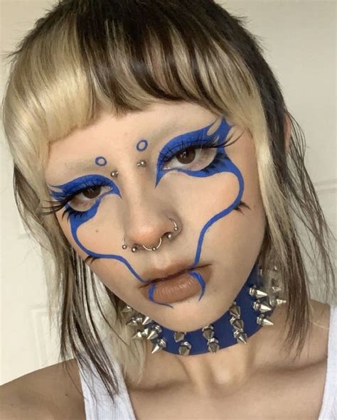 𝘤𝘰𝘴𝘮𝘪𝘤𝘨𝘰𝘵𝘩 ♡ ⋮ 𝘪𝘨 𝘣𝘳𝘢𝘯𝘥𝘺𝘳𝘵𝘰𝘳𝘳𝘦𝘴 In 2023 Punk Makeup Artistry Makeup Makeup Looks
