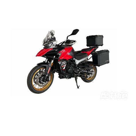 Qjmotor摩托车骁800报价及图片 摩托范 哈罗摩托车官网