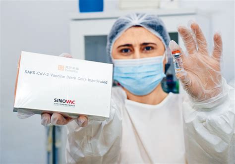 種一劑復必泰新冠疫苗或一劑克爾來福新冠疫苗後可獲視為已完成新冠疫苗接種(即在 二○二一年五月二十日或之前已經接種了一劑新冠疫苗)。 就科興的 2019 冠狀病毒病疫苗(克爾來福疫苗)及復星醫藥╱德國藥廠的 2019 冠狀病毒病疫苗(復必泰疫苗) 完成新冠疫. 科興：疫苗第三期報告評審需時 | 多倫多 | 加拿大中文新聞網 - 加拿大星島日報 Canada Chinese News