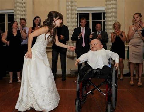 The Inspiring Story Of A Woman And Her 2 Foot Husband Proves True Love