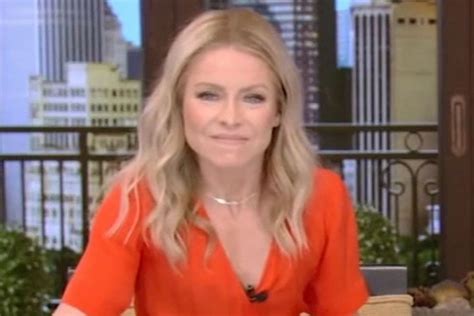 Decider On Twitter It Was The Craziest Thing To Watch Kelly Ripa