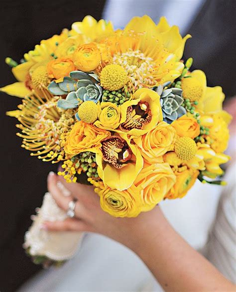 Jun 07, 2021 · the average cost of wedding flowers the average cost of wedding flowers can vary widely, depending on how many flowers you need, the types of flowers you choose, and whether or not they're in season. 39 best How much do bouquets cost? images on Pinterest ...