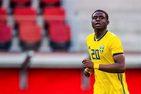 Latest on fc midtjylland midfielder jens cajuste including news, stats, videos, highlights and more on espn. Mbunga Kimpioka om Netflixsuccén: "Kameror överallt ...