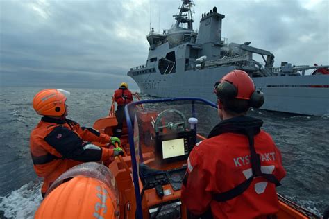 Russia And Norway Exercising Together In The Barents Sea Naval Post
