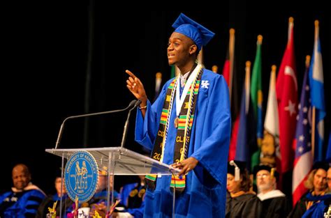 December 2018 Graduates Apply To Be Commencement Speaker Uknow