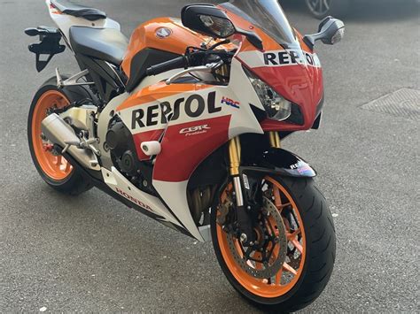 The new super sport from honda comes in a total of 4 variants. CBR 1000 RR Repsol Honda CBR1000RR ZIMSKA AKCIJA | INDEX ...