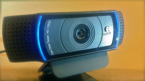 An HD webcam great for live-streaming - daily podcasting photo #7