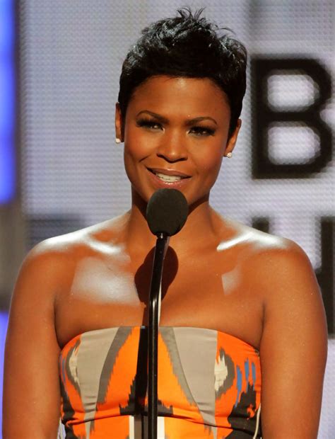 Идиоматични преводи на „long and short of it. Nia Long - Nia Long Photos - BET Awards '10 - Show - Zimbio