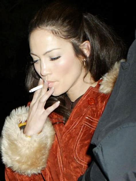 fumeuses de célébrités féminines