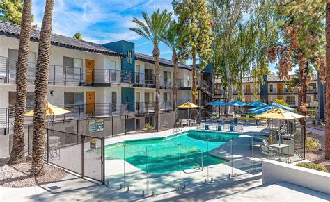 the rey apartments phoenix - Rosendo Stoner