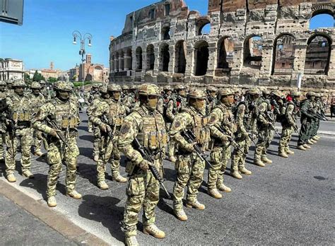 Members Of The 9° Reggimento D Assalto Paracadutisti 9th Paratroopers Assault Regiment Sof