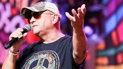 Jurek owsiak wstępnie podsumował 28 finał wośp. Jurek Owsiak zaapelował o pomoc przy 28. Finale WOŚP. Czy ...