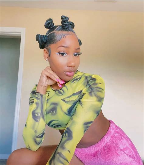 Drop your handle let’s follow you 🖤