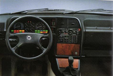 1984 Lancia Thema R80scarinteriors
