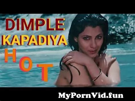 Dimple Kapadia Hot In Janbaaz Bollywood Actress Celebrity Movie