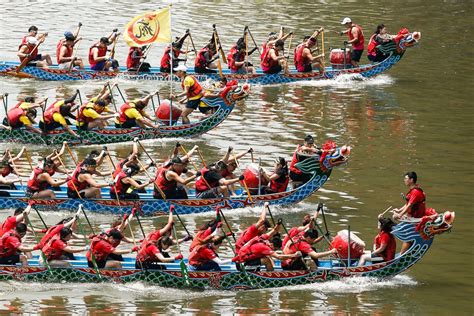 There is a joke circulating the web in china: Dragon Boat Festivities Honor Ancient Traditions Photos ...