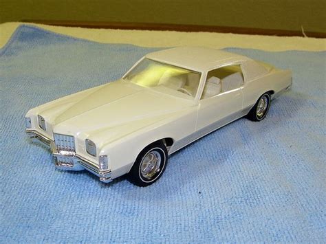 1972 Pontiac Grand Prix Promo Model Car Cameo White Car Model