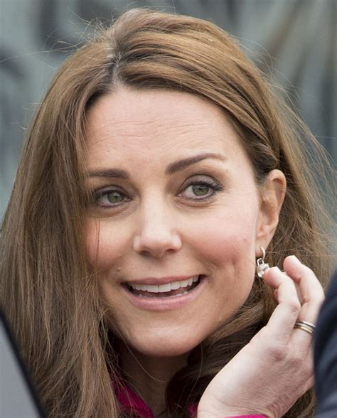 Kate Middleton S Eyebrows See Their Evolution Over The Years