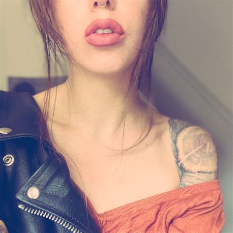 Danielle Duncan • Tattoo Artist • Book Now • Tattoodo