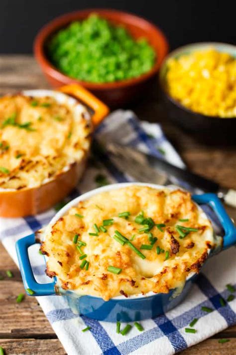 From the slight crunch in a pecan pie, to the sweet filling of a sweet potato pie, you just can't go wrong with one of our favorite christmas pie recipes. Fish Pie with Cheesy Mash and an introduction to Mindful Eating - Nicky's Kitchen Sanctuary