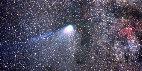 Halleys Comet A Beautiful Blur Of Light Science Musings