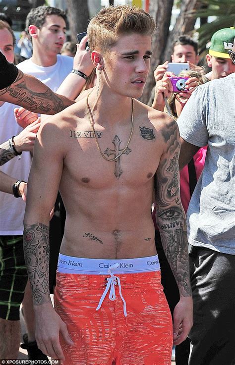 Justin Bieber Continues His Bare Chested Gallivanting In Cannes Daily Mail Online
