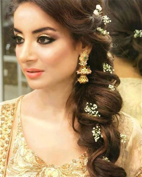 Hindu Bridal Hairstyles 14 Safe Hairdos For The Modern
