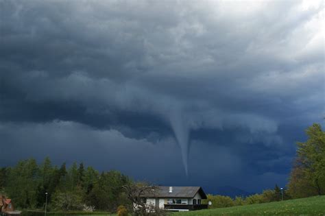 Betroffen waren vor allem der bezirk gmunden und der bezirk schärding. Weitere schwere Unwetter in den Südstaaten der USA