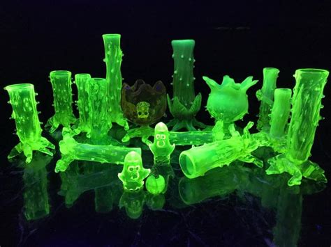 (pregnancy and the crafts professional 21). Uranium Glass - Collectible Radioactive Glassware From a ...
