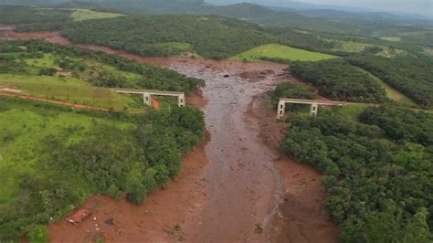 brumadinho dam collapse little hope of finding missing in brazil bbc news