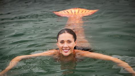 Image Evie In Water  H2o Just Add Water Wiki Fandom Powered By Wikia