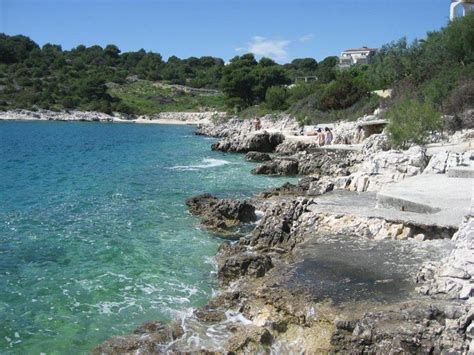 Während wir sie mit der ms planka von rijeka aus zu den schönsten inseln der kvarner bucht bringen, entdecken sie mit der ms mirabela ab trogir die bezaubernde inselwelt dalmatiens. Trogir - Kroatien Reiseführer √ - Kroati.de