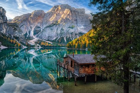 Travel Guide To The Dolomites Northern Italys Majestic Mountain Ranges