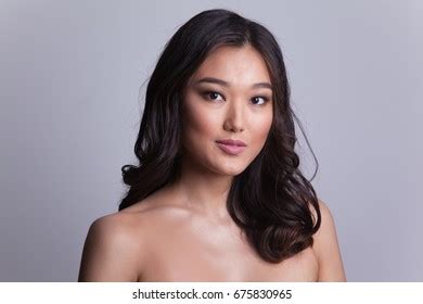 Portrait Beautiful Asian Woman Naked Shoulders Stock Photo 675830965