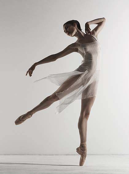 Adelaidean Full Image Dance Photography Poses Dance Poses Ballet Photography
