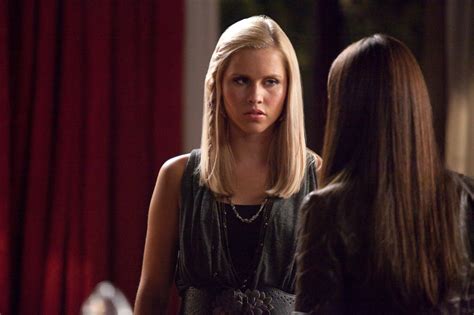 The vampire diaries dresses up this week, as the gang attends a grand gathering that teaches us more about klaus and his family. the vampire diaries season 3 - Stefan & Elena Photo ...