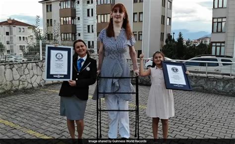 Worlds Tallest Woman Reveals She Was Born Naturally Measuring 19 Feet