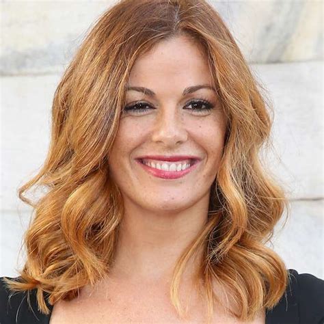 Trendy in tutte le stagioni, il colore prevalente in. Tutte le sfumature del rosso nei capell: scegli la ...